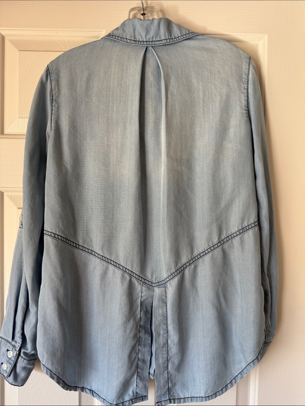 Sam Edelman Light Blue Denim Button-Front Jacket - Picture 2 of 8
